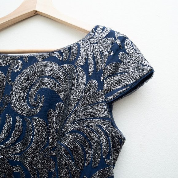 Adrianna Papell Navy and Silver Cocktail Dress - Picture 4 of 7